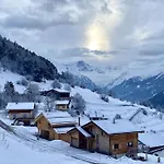 Verbier Village 3br Large Terrace Facing South شاليه Levron